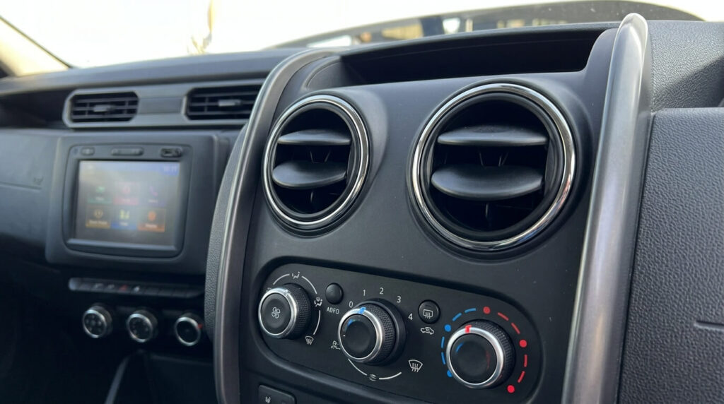 Ventilation de Dacia Duster qui fonctionne uniquement sur la vitesse 4 : réparation